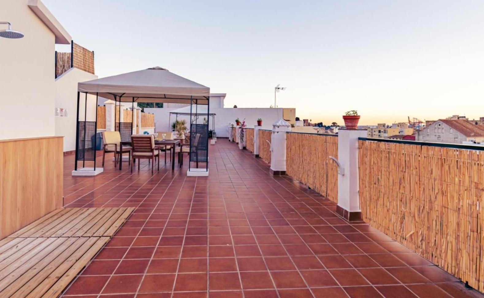 Apartamento Centrico La Merced - Free Parking & Free Gym Μάλαγα Εξωτερικό φωτογραφία
