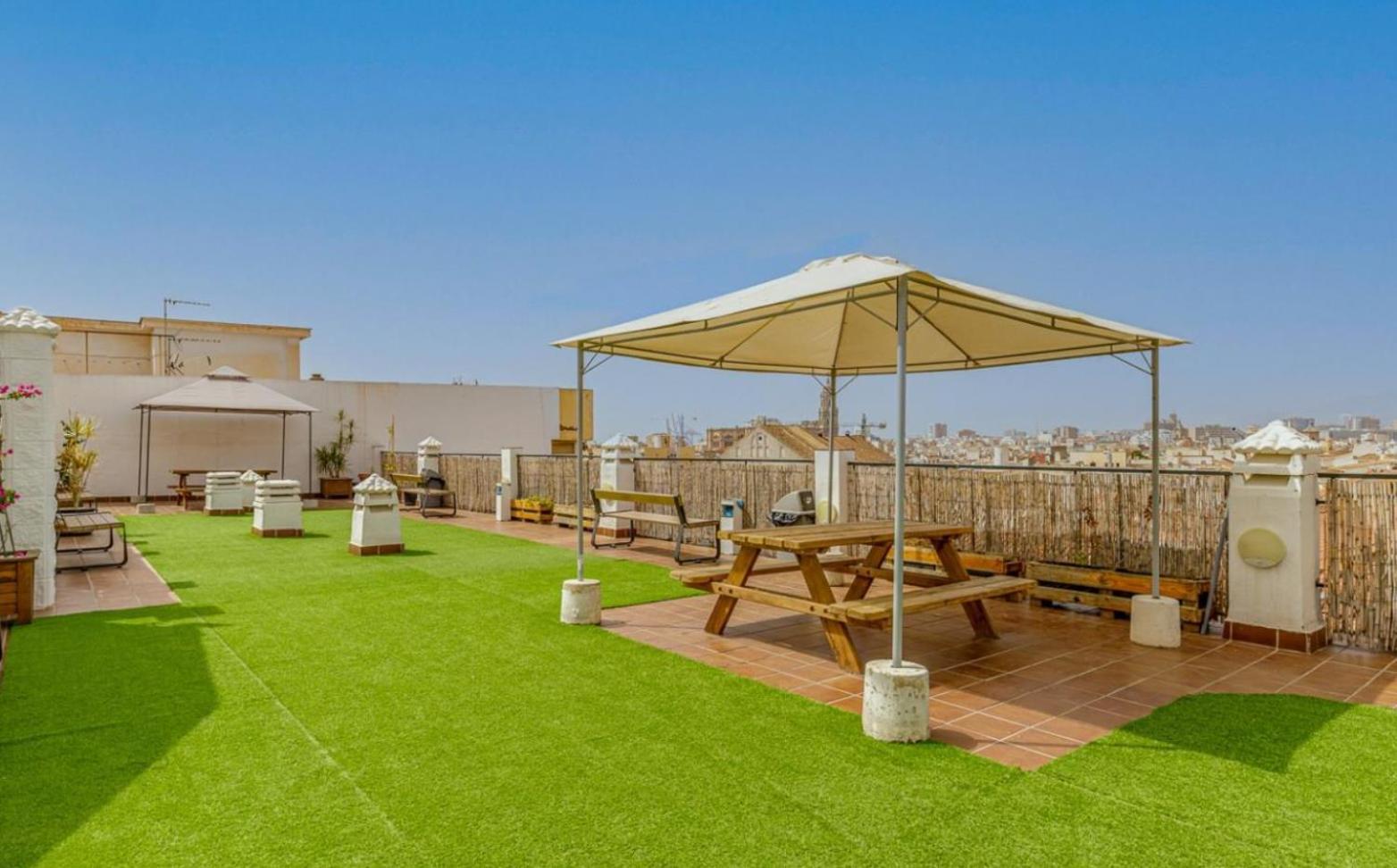 Apartamento Centrico La Merced - Free Parking & Free Gym Μάλαγα Εξωτερικό φωτογραφία